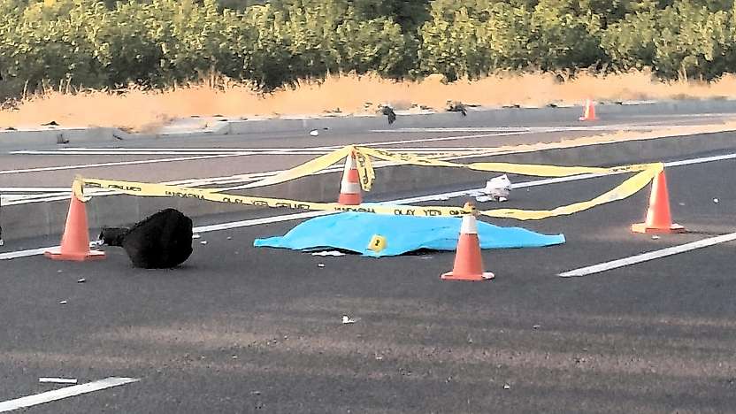 Otobüsten İndi, Yolun Karşısına Geçerken Hayatını Kaybetti