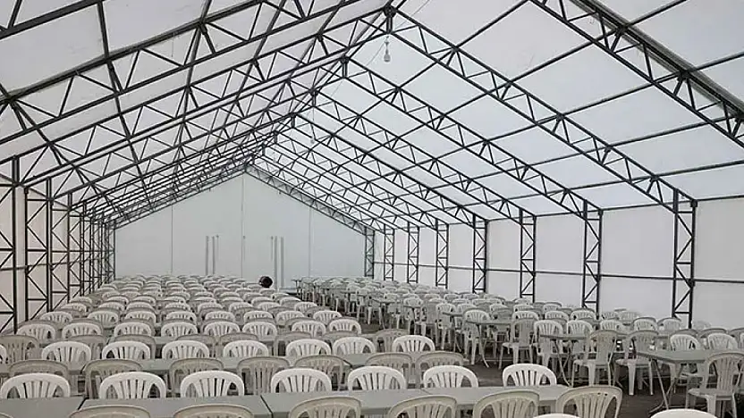 Ramazan'da Vakıf Geleneği Yaşatılıyor: Ücretsiz İftar Sofraları Kuruluyor