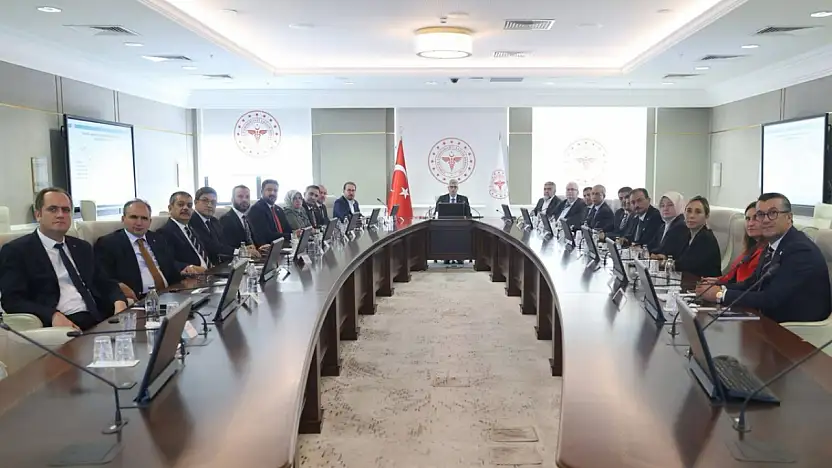 Sağlık Bakanlığı'ndan 'Sağlıklı Türkiye Yüzyılı' toplantısı: Yapısal reformlar masaya yatırıldı
