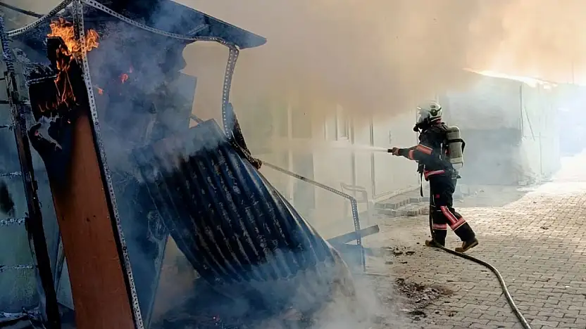 Samanköy Konteyner Kent'te Yangın