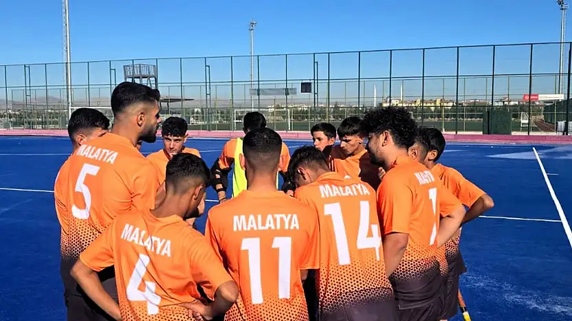 Samanköy Konteyner Kenti'nden Süper Lig'e: Malatya Hokey Takımı Türkiye'ye Örnek Oldu