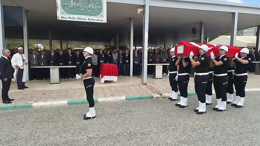 Sinop'ta tekne kazasında hayatını kaybeden polis memuru Malatya'da toprağa verildi