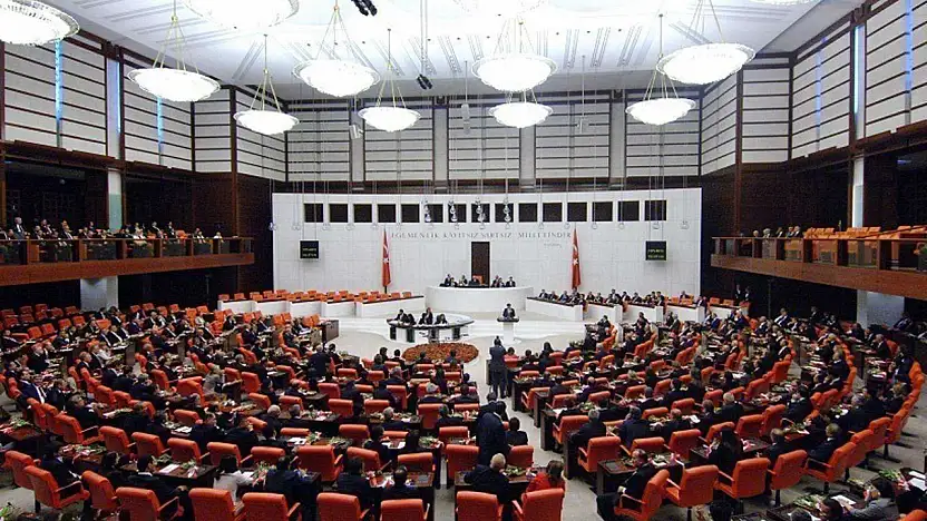 TBMM komisyon başkanlıkları için yeni seçimler Resmî Gazete'de yayımlandı