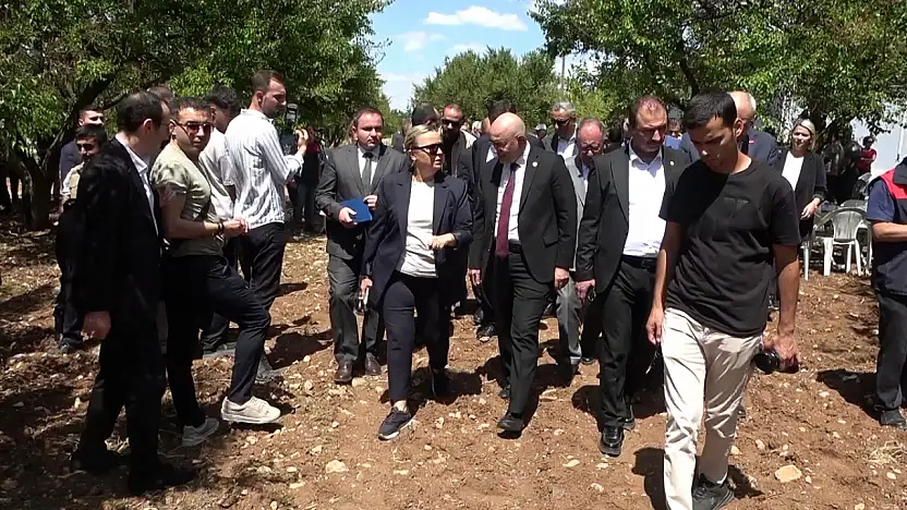 TBMM Zirai Don Araştırma Komisyonu Malatya'da kayısı bahçelerini yerinde inceledi