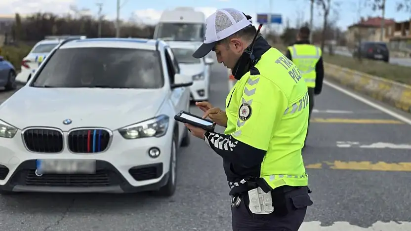 Trafik cezaları artıyor, Güler'den net mesaj: 'Cezaları düşürmüyoruz, caydırıcı hale getiriyoruz'