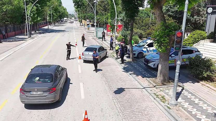 Türkiye genelinde 'Sokaklar Güvende' operasyonu: 2 bin 447 şüpheli hakkında işlem