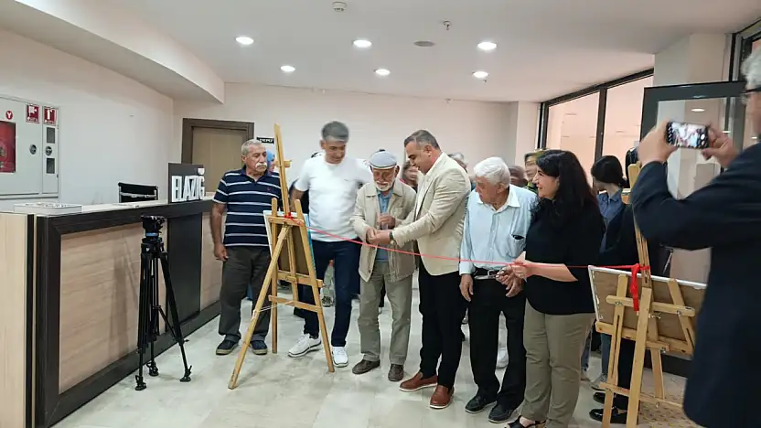 Uzman Doktor Gülay Şimşek'in Resim Sergisi Elazığ'da Açıldı