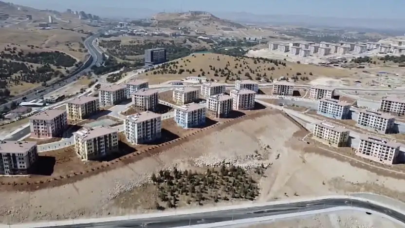 Vali Yavuz: 2 Bin 210 Konut 15 Gün İçinde Teslim Edilecek