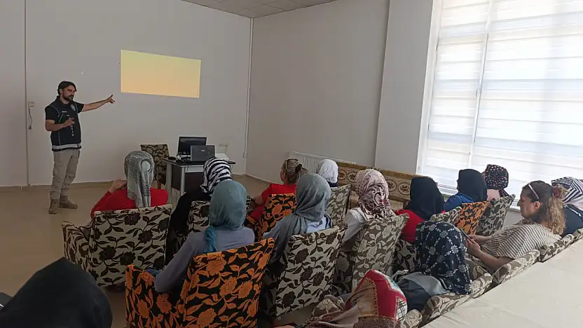 Vefa Konağı'ndaki Kadınlara Madde Bağımlılığı Anlatıldı