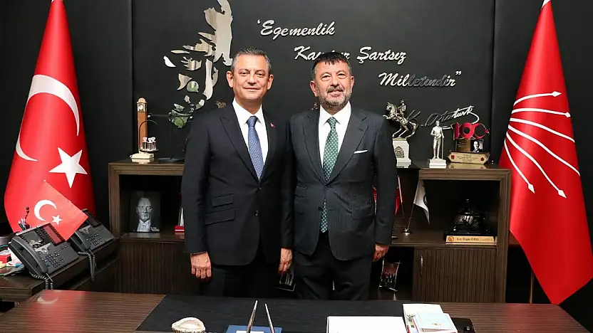 Veli Ağbaba Dijitalde de Sahada da Zirvede