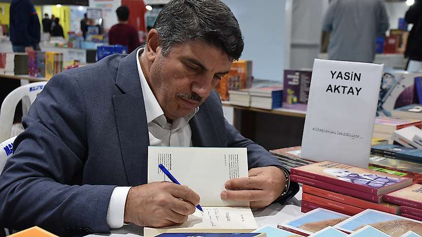 Yasin Aktay Malatya'da Konuştu: 'İslam Birliği Fikrine Adım Adım Yaklaşıyoruz'
