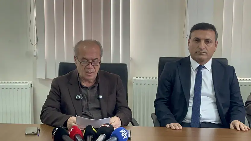 Yazıhan'da 33 Muhtardan Abdulvahap Göçer'e Destek