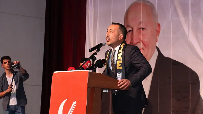 Yeniden Refah Partisi Malatya 3. İl Kongresi Coşkuyla Gerçekleşti: Burhan Kılıç Güven Tazeledi