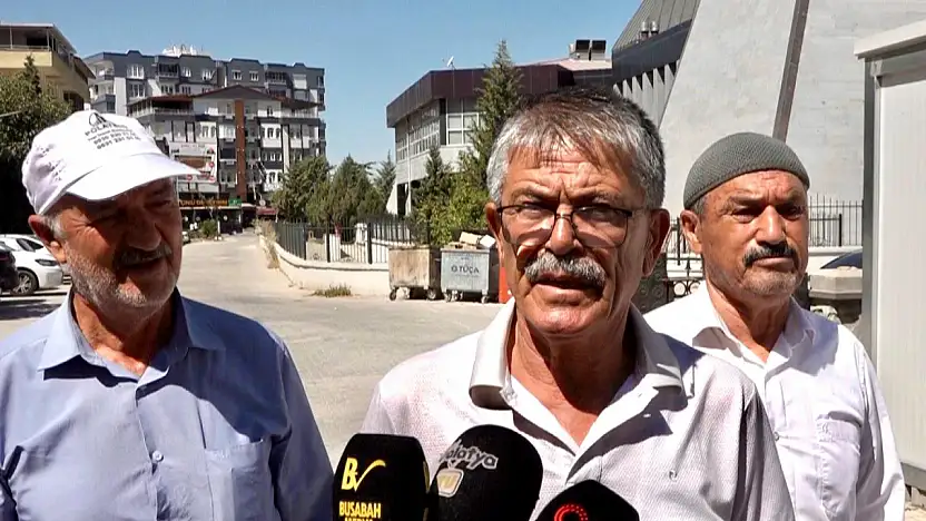 Yeşilyurt'ta Çiftçilerden Sulama İsyanı: 'Bahçeler Kuruyor, Üretim Bitiyor'