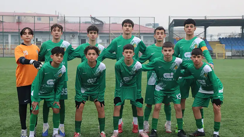 Yeşilyurtspor U14'ten Deplasmanda Gol Şov: İstiklalspor'u 5-2 Mağlup Etti
