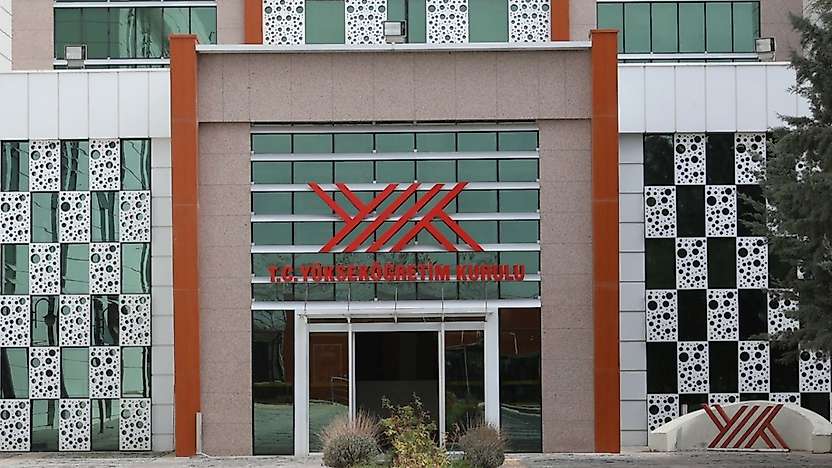 YÖK'ten Öğrenci Affı Düzenlemesi! Yatay Geçişte Taban Puan Şartı Belli Oldu