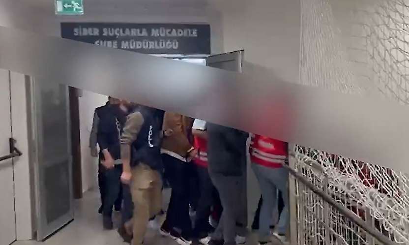 61 İlde Siber Suç Operasyonu: 547 Şüpheli Yakalandı, 155'i Tutuklandı