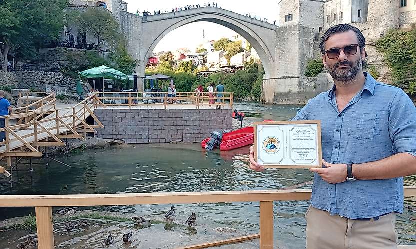 Akif Manaf Sağlık ve Barış Ödülü Bosna Hersek'te Darel Kapetanović'e Verildi