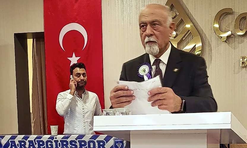 Arapgir'de Öğrenciler İçin 'Bir Kalem Bir Defter' Kampanyası