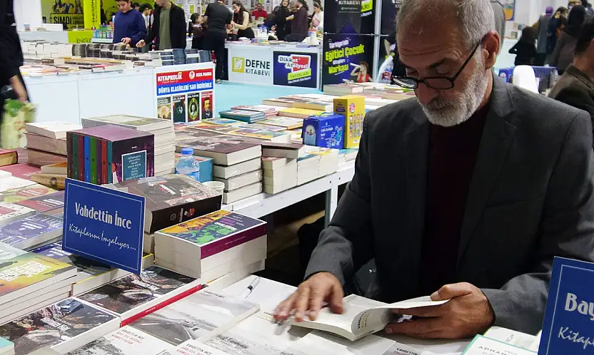 'Araştırmacı Yazar Vahdettin İnce: 'İslam Medeniyeti Dilden İnşa Edilir''