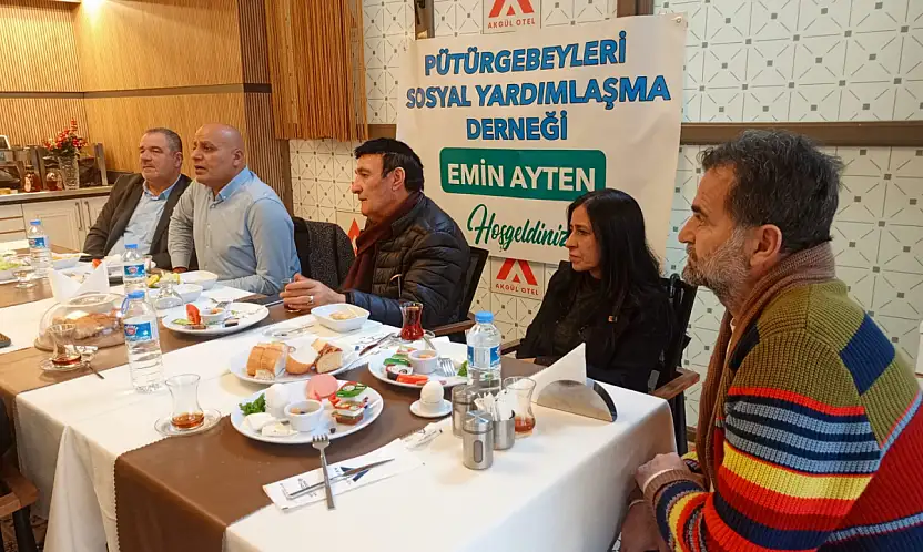 Ayten: 'Gazeteciler Asrın Felaketinde Tarihe Not Düştü'