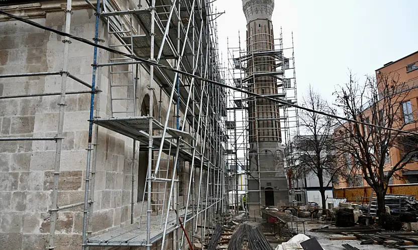 Bakan Ersoy Malatya'daki restorasyon çalışmalarını yerinde inceledi