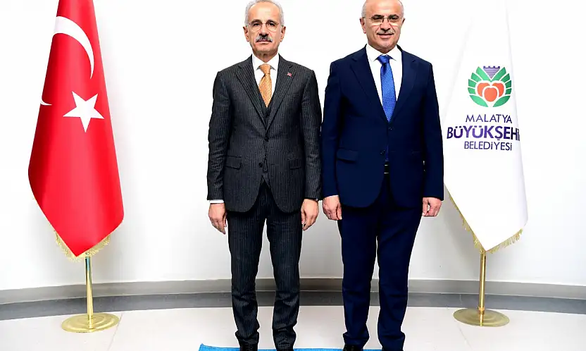 Bakan Uraloğlu'na Başkan Er'den Fahri Hemşehrilik Beratı