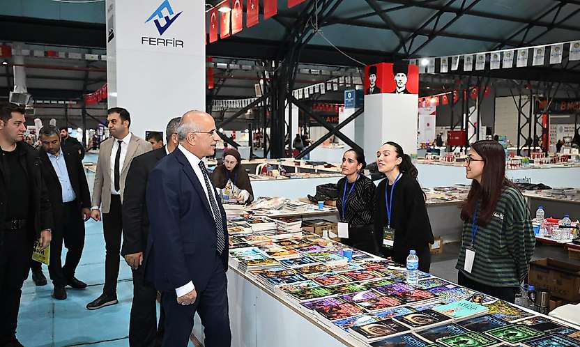 Başkan Er: 'Kitap Fuarımız Her Yıl Büyüyor'