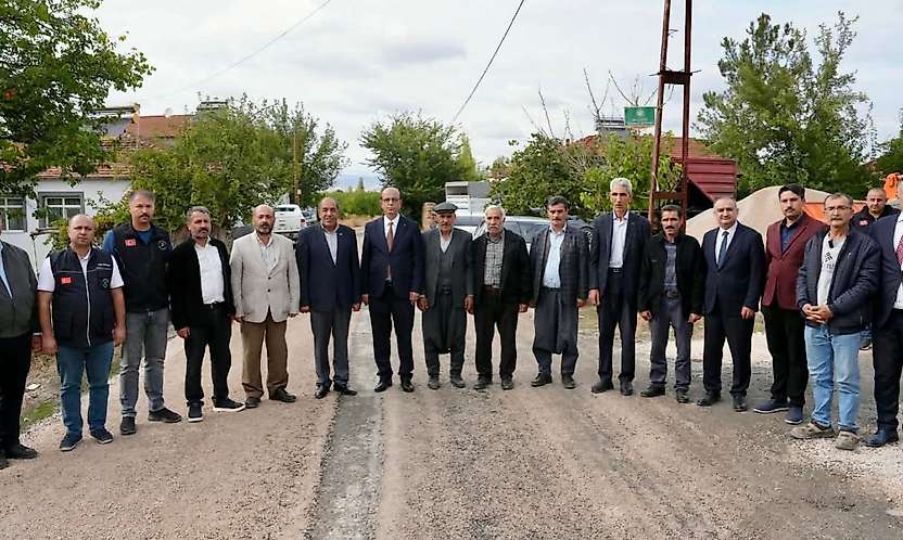 Başkan Geçit Suluköy'de İnceledi: 12 Kilometrelik Yol Çalışmasının Yarısı Tamamlandı