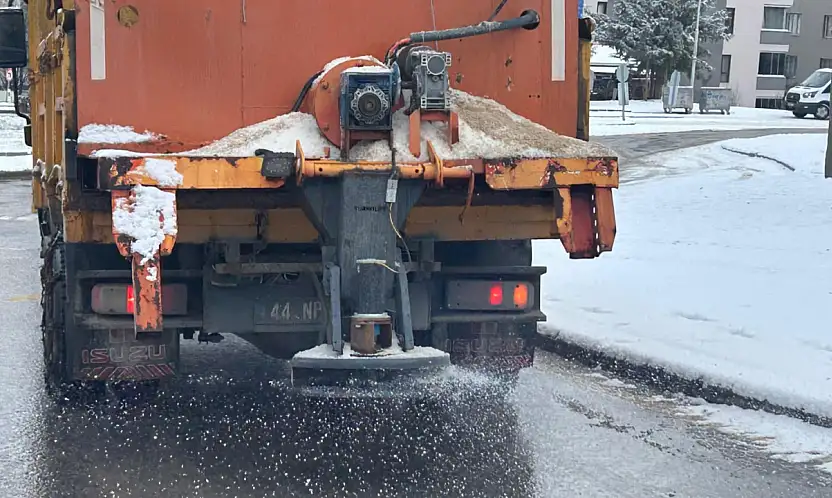 Battalgazi'de Kar Mesaisi: Belediye Ekipleri Sahada