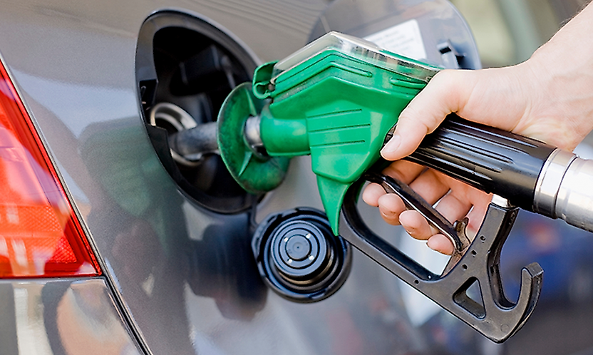 Benzine 3,20 lira zam pompa fiyatlarına yansıdı
