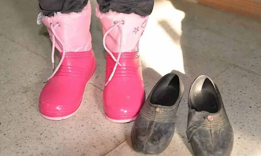 Binlerce Çocuk İçin Bot, Mont ve Kırtasiye Seferberliği