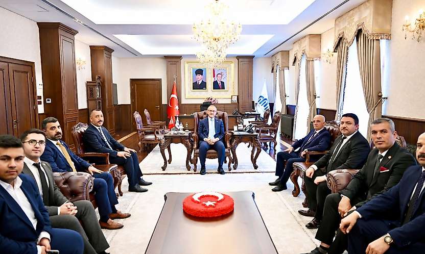 Burhan Kılıç, Deprem Konutlarındaki Eksiklikleri Vali Yavuz'a İletti