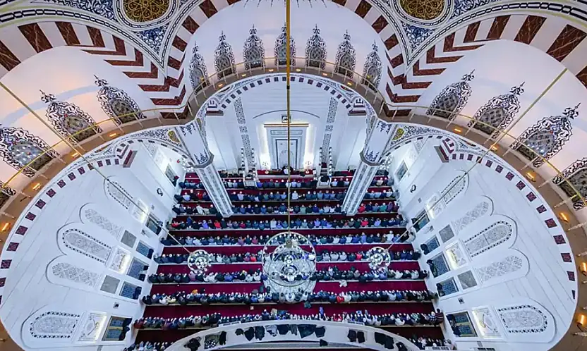 Cuma Hutbesi: Ramazan iklimi