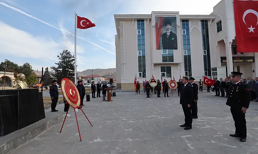 Darende İlçesinde Atatürk'ü Anma Töreni Düzenlendi
