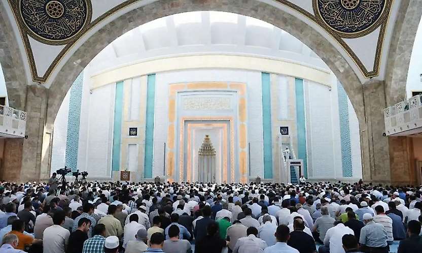 Diyanet'in Haftalık Hutbesinde 'Cami ve Sosyal Hayat' Vurgusu