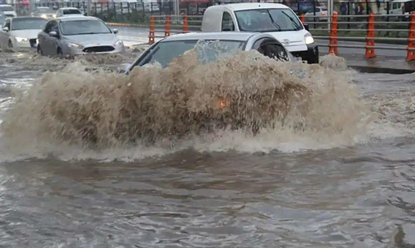 Doğu Karadeniz İçin Sarı Kodlu Uyarı: Sel ve Heyelan Riski