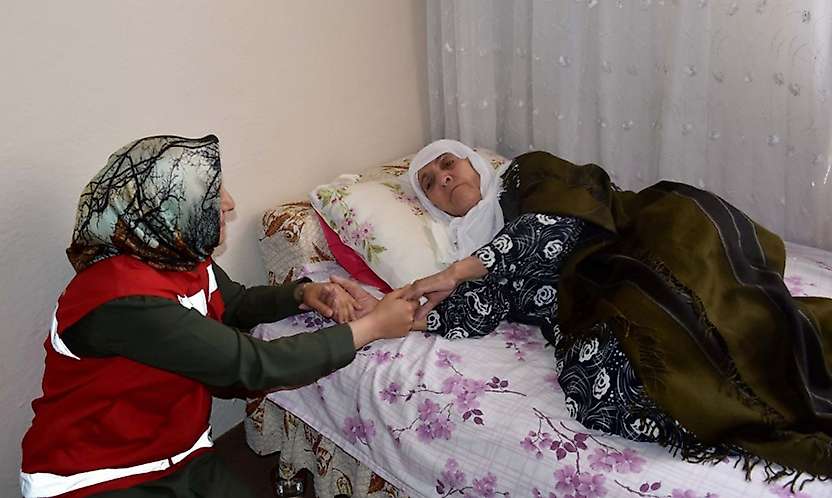 Evde Bakım Yardımı ödemeleri hesaplana yatırılmaya başlandı