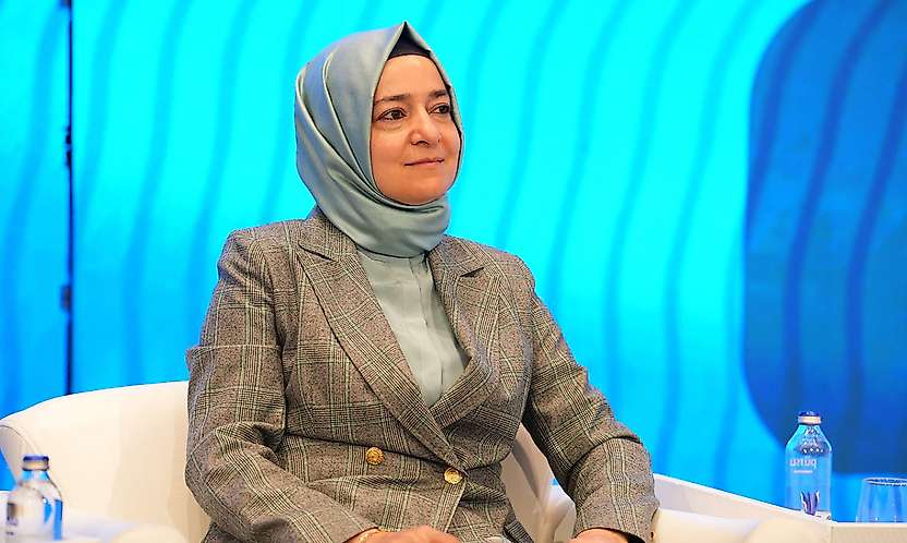 Fatma Betül Sayan Kaya AK Parti üyeliğinden de istifa etti