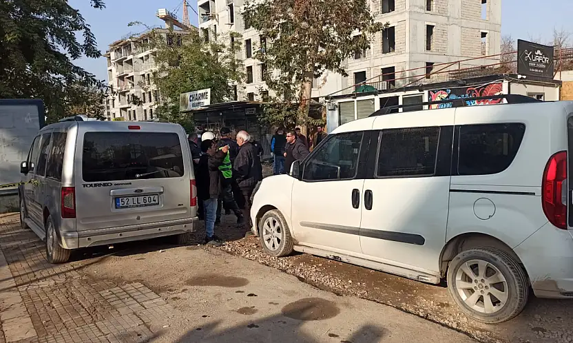 Fuzuli Caddesi'nde Pompalı Tüfekli Kavga: 3 Yaralı