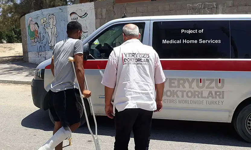 Gazze'de Ateşkese Rağmen Hayat Hâlâ Zor: Yeryüzü Doktorları Yeni Sağlık Merkezini Açtı