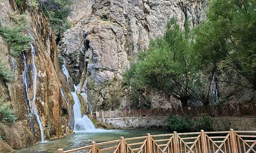 Günpınar Şelalesi'nde Sonbahar Hareketliliği