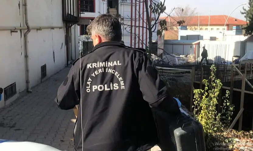 İnşaattan Düşen İşçi Yaralandı