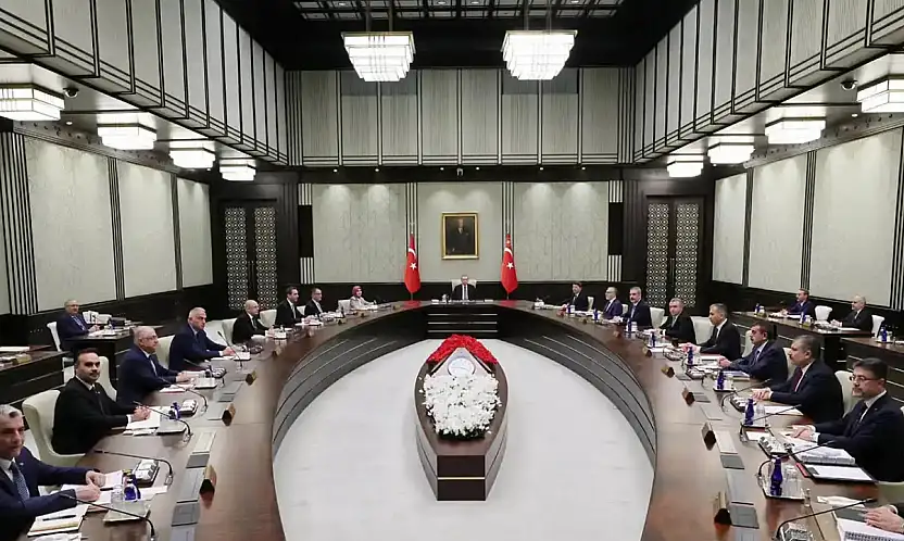 Kabine, 3 Haftalık Aranın Ardından Toplanıyor: Gündem Yoğun