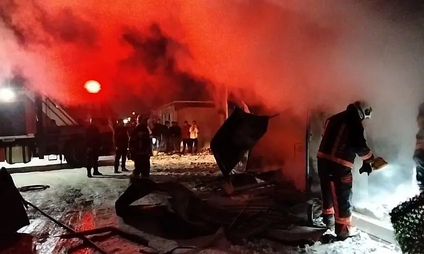 Katar Konteyner Kent'te Yangın