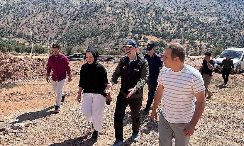 Kaymakam Sungur, Örencik ve Kapıdere'de Kırsal Konutları İnceledi