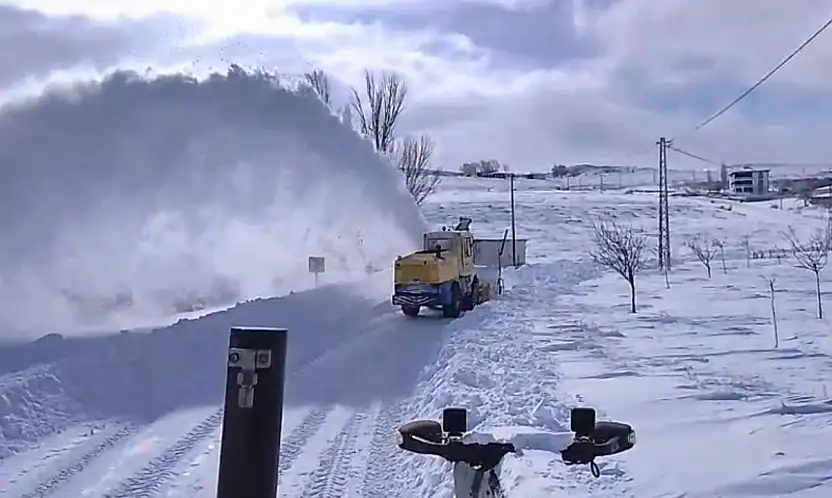 Kırsalda Kar Mesaisi: 66 Mahallede 1.520 Kilometre Yol Açıldı