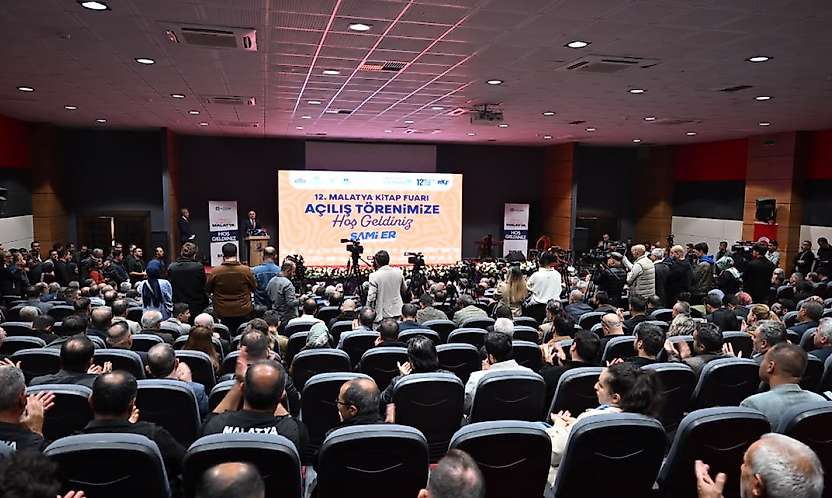 Kitapla Büyüyen, Okuyan Ve Üreten Bir Malatya Hedefimiz Var