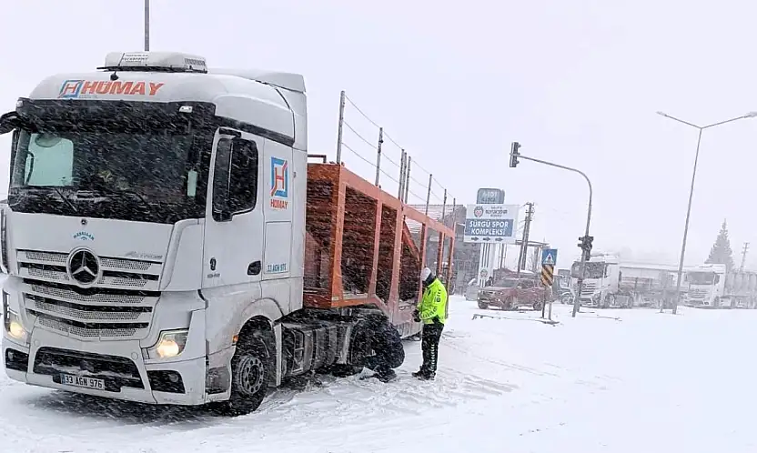 Malatya–Adıyaman Yolu Kar ve Buzlanma Nedeniyle Kapandı