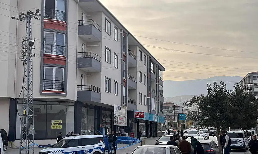 Malatya'da 3. Kattan Düşen 36 Yaşındaki Kişi Hayatını Kaybetti